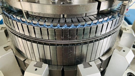 4-10 inch cilinderdiameter geautomatiseerde commerciële rib en tuck hoeden brei-machine