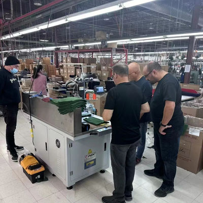 Huis Gebreide Hoed Hoed Overlock naaimachine met en 300-400pcs/uur Capaciteit