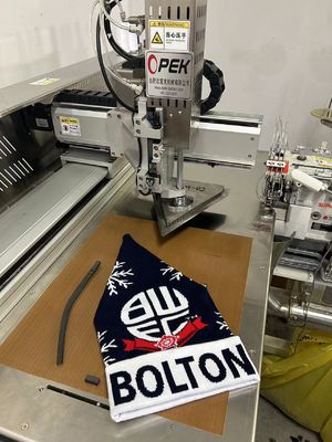 High Speed 9 inch breiwijdte 7 GG Overlock naaimachine voor gebreide winterschoenen hoed