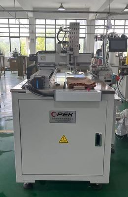 OPEK-300HS Automatische hoeden naaimachine Computerized operation Flat-bed configuratie
