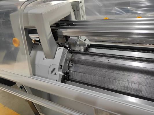 Tweevoudige machine voor het breien van halsbanden en truien