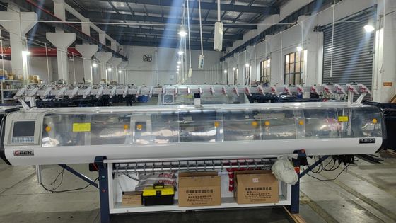 Flat knitting machine 80 inch voor lage onderhoudskosten en dubbele draagkraag