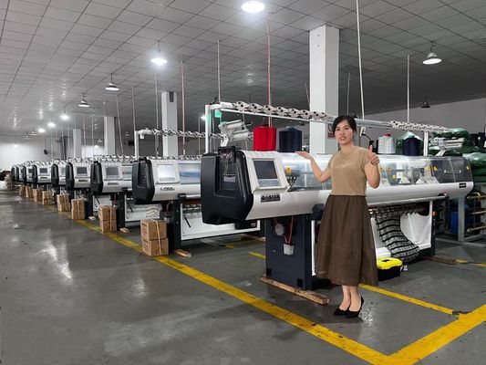 10GG Volledig Jacquard platte breimachine voor volledig gecomputreerde trui productie