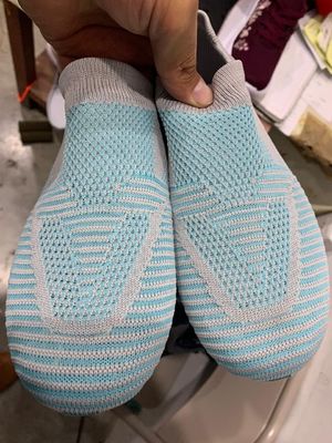 Volledig gecomputereerde 3D Flyknit schoenenborduurmachine 800 kg Productiecapaciteit