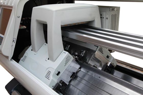 Doppelsysteem, geautomatiseerde truien weefmachine met een enkel draagstuk