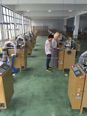 Baseball Cap Making Machine met 220V/380V Spanning en 1kw Performance