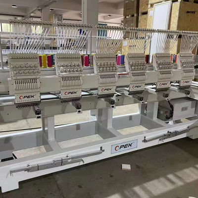 110V-220V Ingebouwde 6 koppen computer borduurmachine voor maximale borduuroppervlakte 400*450mm