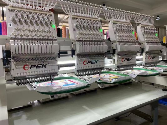 Ingebouwde 110V-220V Opek Cap 4 hoofd borduurmachine voor cap kledingstuk plat borduurwerk