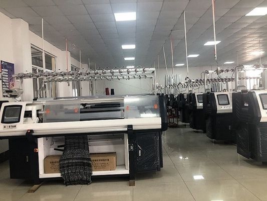 System Computerized Flat Knitting Machine voor 2,5 gram volledig Jacquard truien