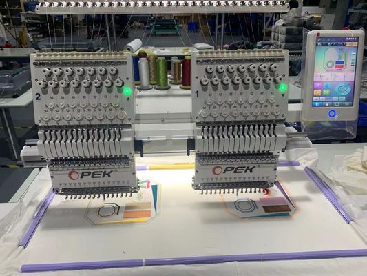 110V-220V Ingebouwde voedingsbron 2 hoofd Computerized Embroidery Machine voor 14 talen