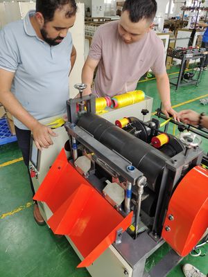 Professionele kasjmierfrensmachine voor volledig automatische pompom- en tasselproductie