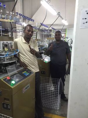 Volledig geautomatiseerde breimachine voor gewone en Terry sokken met een cilinderdiameter van 3,5&quot;
