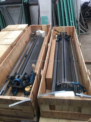 Eenvoudige half-automatische platte breimachine met drie systemen 2790*2010*940mm