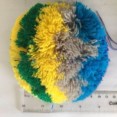 High Speed Pompom Making Machine met een fancy garn capaciteit en GEEN geautomatiseerde besturing